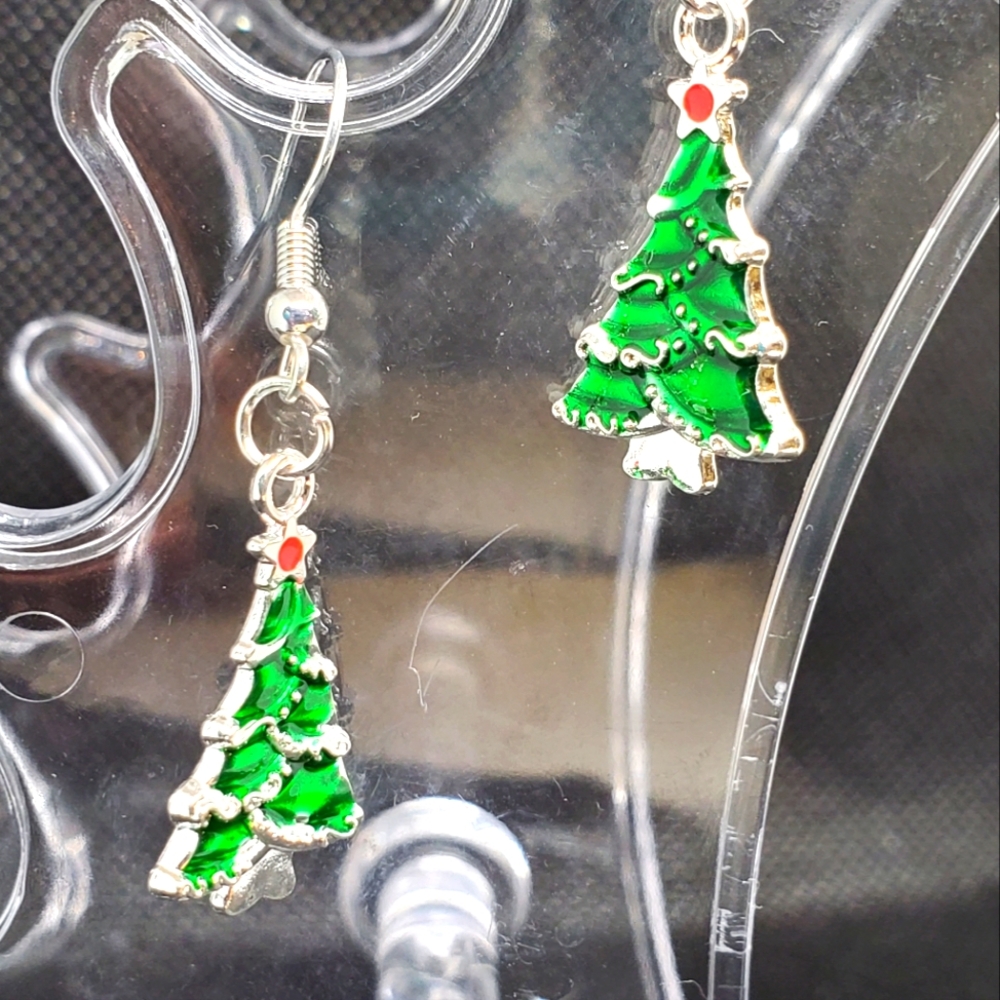 7/$10 Christmas Tree Earrings, New